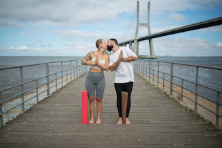 Two people working together on adaptive metta meditation